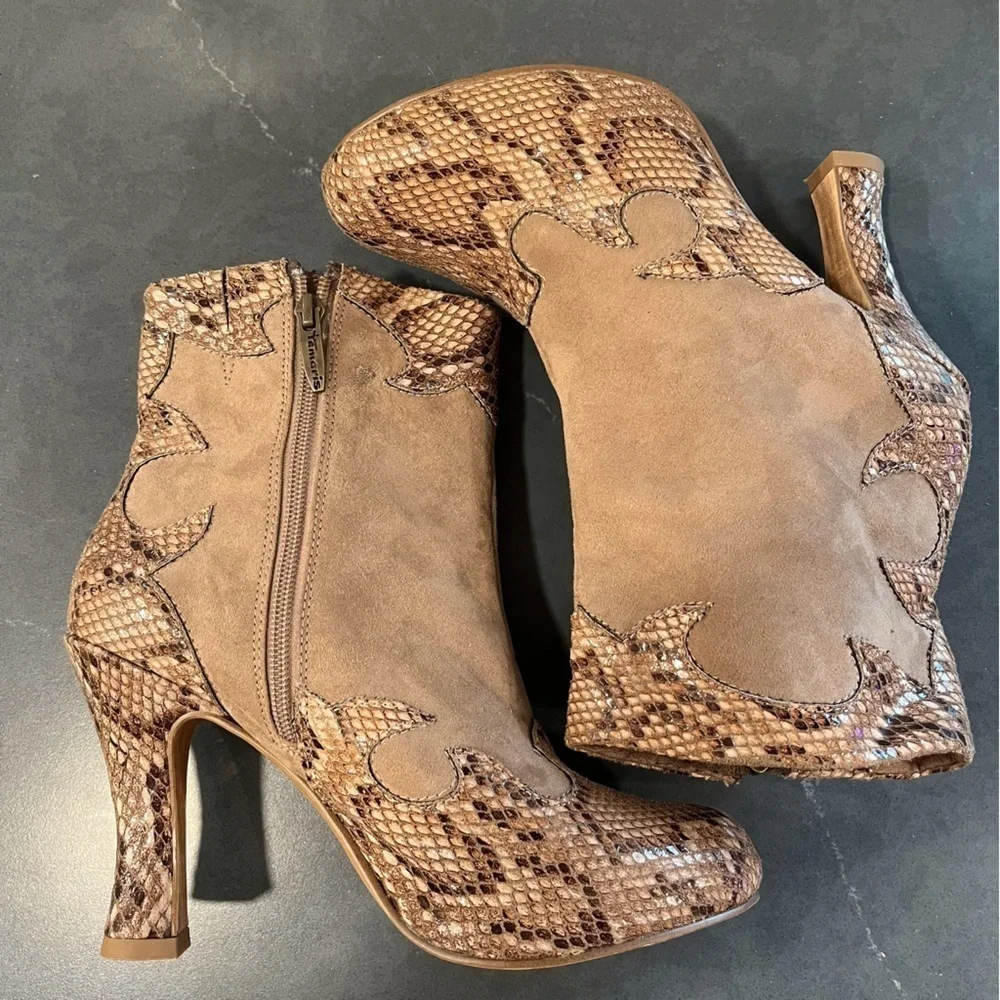 Tamaris sz 40 US 9.5-10 tan snakeprint faux leather heeled booties